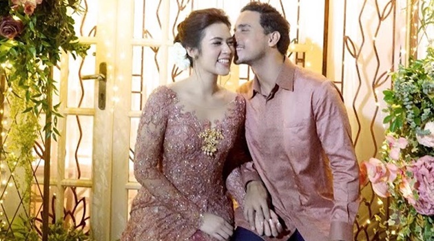 Keluarga Bicara Soal Tanggal Pernikahan Raisa dan Hamish 