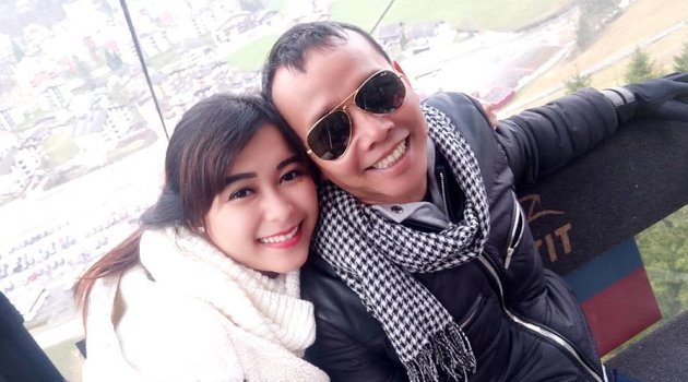 Rayakan Ultah Sang Ayah, Adik Ayu Ting Ting Malah Dicibir 