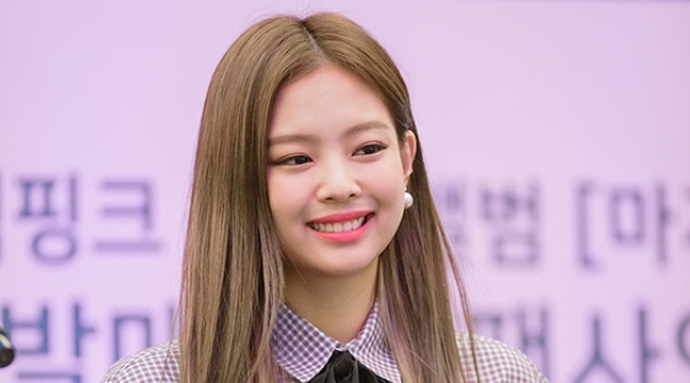 Suruh Fans Belajar Di Acara Fansign Imutnya Jennie Black Pink Ini Bikin Gemas