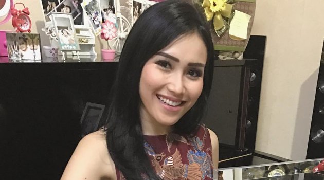 Bantah Dijauhi Teman, Ayu Ting Ting: Mending Sedikit 