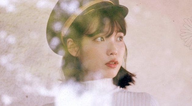 Tampil di Depan Publik Jelang Comeback IU  Bikin Terpukau 