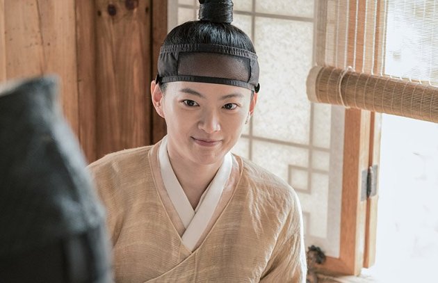 Kenang Syuting 'Heung-boo', Chun Woo Hee Unggah Foto Lucu Bareng Mendiang Kim Joo Hyuk