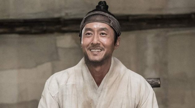 'Heung-boo' Rilis, Bunga Mawar Tertempel di Poster Untuk Kenang Mendiang Kim Joo Hyuk