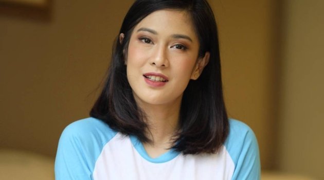  Dian  Sastro  Ternyata Sempat Komentari Kehebohan Foto Rokok 