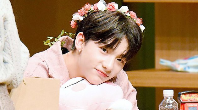 Dituduh Lakukan Bullying, Hyunjin Stray Kids Nangis di Fanmeeting