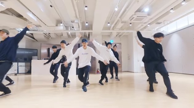 Rilis Dance Practice Blooming Days Kemampuan Dance EXO 