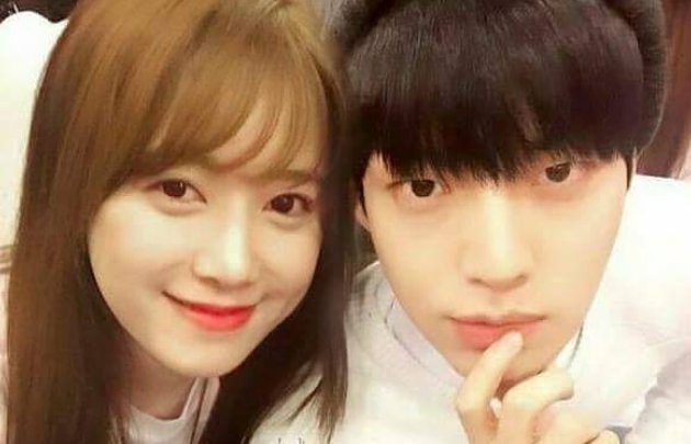 Pamer Foto Bareng Ahn Jae Hyun, Kecantikan Goo Hye Sun Banjir Pujian