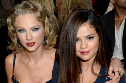 Selena Gomez Diisukan Jauhi Taylor Swift Karena Terlalu Membosankan