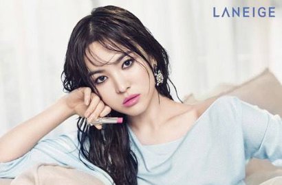 Song Hye Kyo Tunjukkan Keseksian Berbeda di Iklan Lipstick