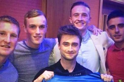 Daniel Radcliffe Bayar Hutang Taksi 2 Tahun Lalu ke Tim Sepak Bola Dublin