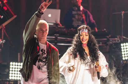 Eminem dan Rihanna Bawakan 'Monster' di 'The Concert of Valor'