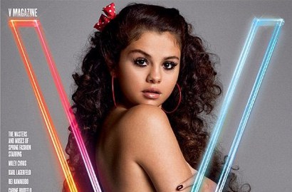Pose Topless di Majalah V, Fans Protes Selena Gomez Mirip Bocah 12 Tahun