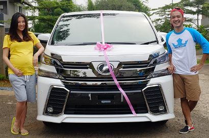 Ruben Onsu Hadiahkan Mobil Keluaran Terbaru untuk Sarwendah