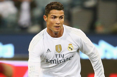 Cristiano Ronaldo Tinggalkan Real Madrid dan Balik ke MU?