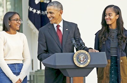 Jumpa Idola, Intip Reaksi Lucu Kedua Putri Obama Ketemu Ryan Reynolds