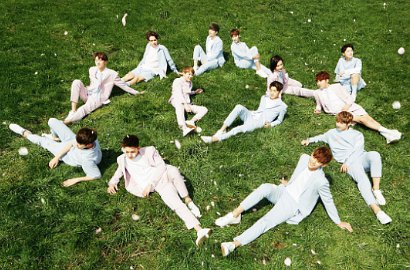 Rilis 13 Member, Seventeen Siap Bikin Meleleh di Teaser Foto 'Love & Letter'