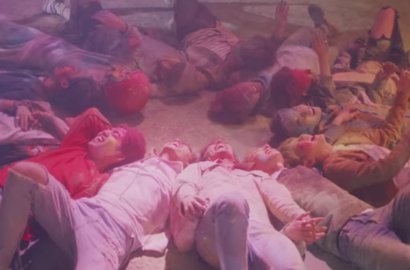 Perang Makanan Hingga Coret-Coret, Seventeen Main-Main Seru di MV 'Pretty U'