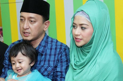 Pasrah Dicerai Istri Ustadz Zacky Mirza Merasa Masih Jauh Dari Salehah