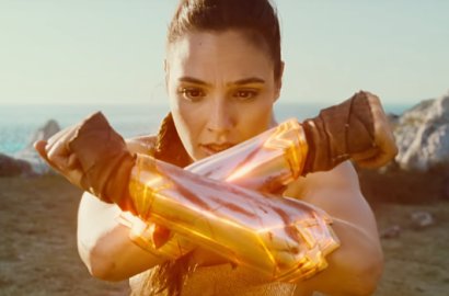 Gal Gadot Pamer Kekuatan Super Dahsyat di Trailer 'Wonder Woman'