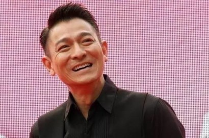 Segar dan Ceria, Begini Penampilan Perdana Andy Lau Pasca Rehat