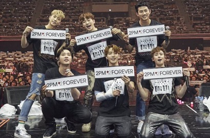 Sukses Gelar Konser Terakhir Ber-6 Sebelum Wamil, 2PM Tuai Dukungan