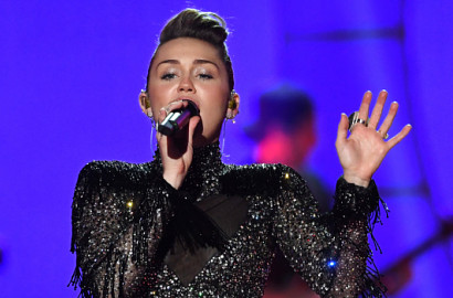 Tak Pernah Dirilis, 2 Lagu Miley Cyrus dari Era Album 'Bangerz' Ini Bocor