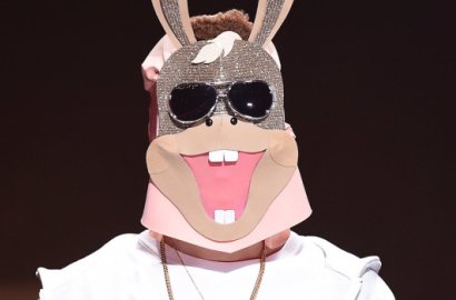 Tampil Penuh Energi Ternyata Leader Grup Ini Dibalik Topeng King Of Mask Singer