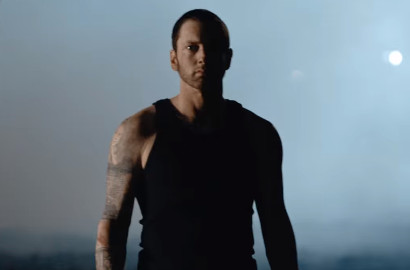 Eminem Tampilkan Adegan Seram Bak Film Horor di Teaser 'Framed'
