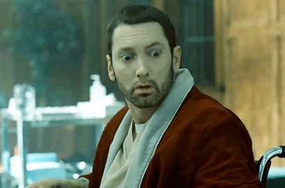 Penuh Teka-Teki, Eminem Jadi Psikopat di MV 'Framed'