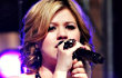 Kelly Clarkson Bakal Tunjukkan Sisi Kepribadiannya Di Album Baru