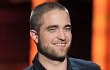 Robert Pattinson Akui Jadi Pria Berbeda Bagi 3 Wanita di 'Bel Ami'