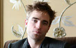 Robert Pattinson Akui Harus Bertelanjang Dada Saat Audisi 'Twilight'