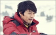 Gantengnya Hyun Bin Brewokan di Iklan Terbaru K2