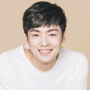 Kim Jung Hyun Profile Photo