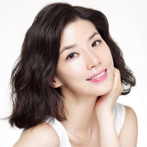 Lee Bo Young Profile Photo