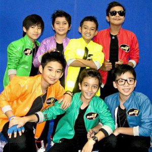 Lirik lagu Super 7  Kumpulan lyrics terlengkap di 